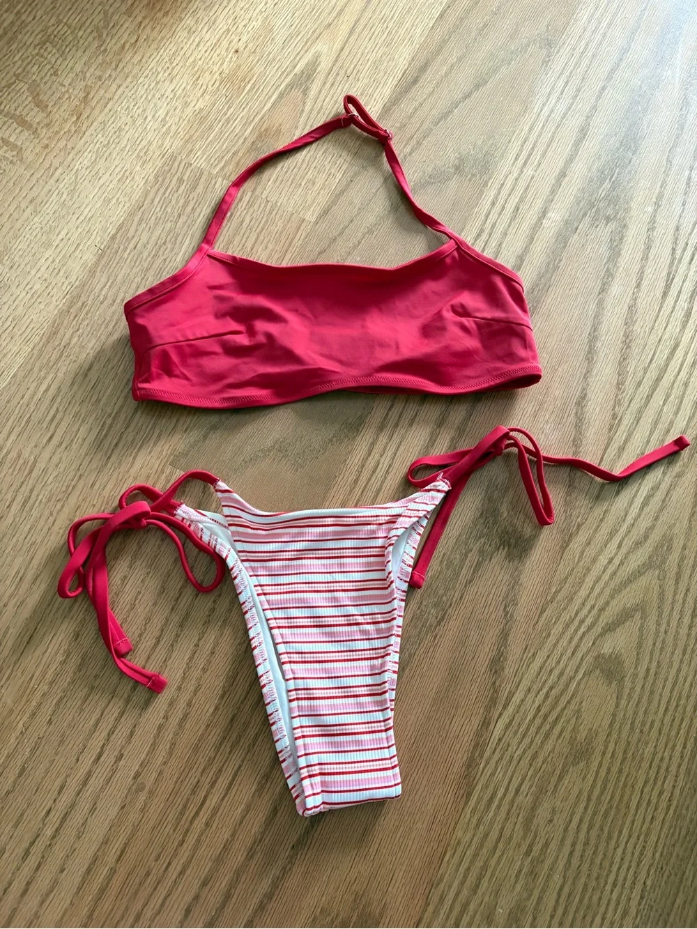 Frankie’s Bikinis set